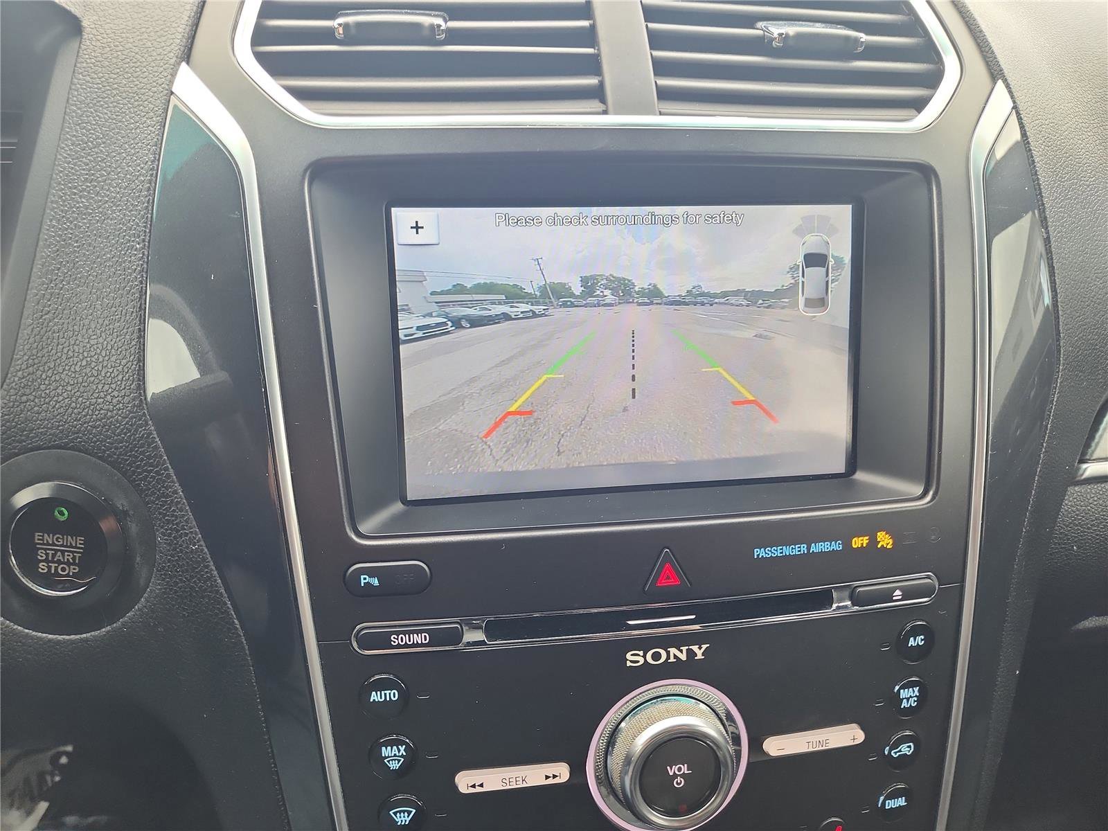 Used 2017 Ford Explorer Sport image 32