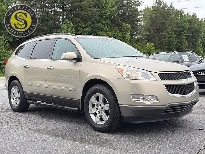 Used 2010 Chevrolet Traverse LT w/ Personal Connectivity Package FWD image 8
