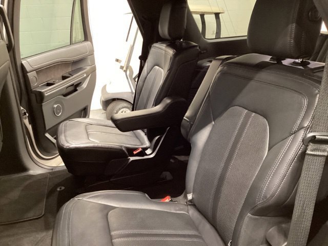 Used 2019 Ford Expedition Limited w/ Special Edition Package AWD/4WD image 22