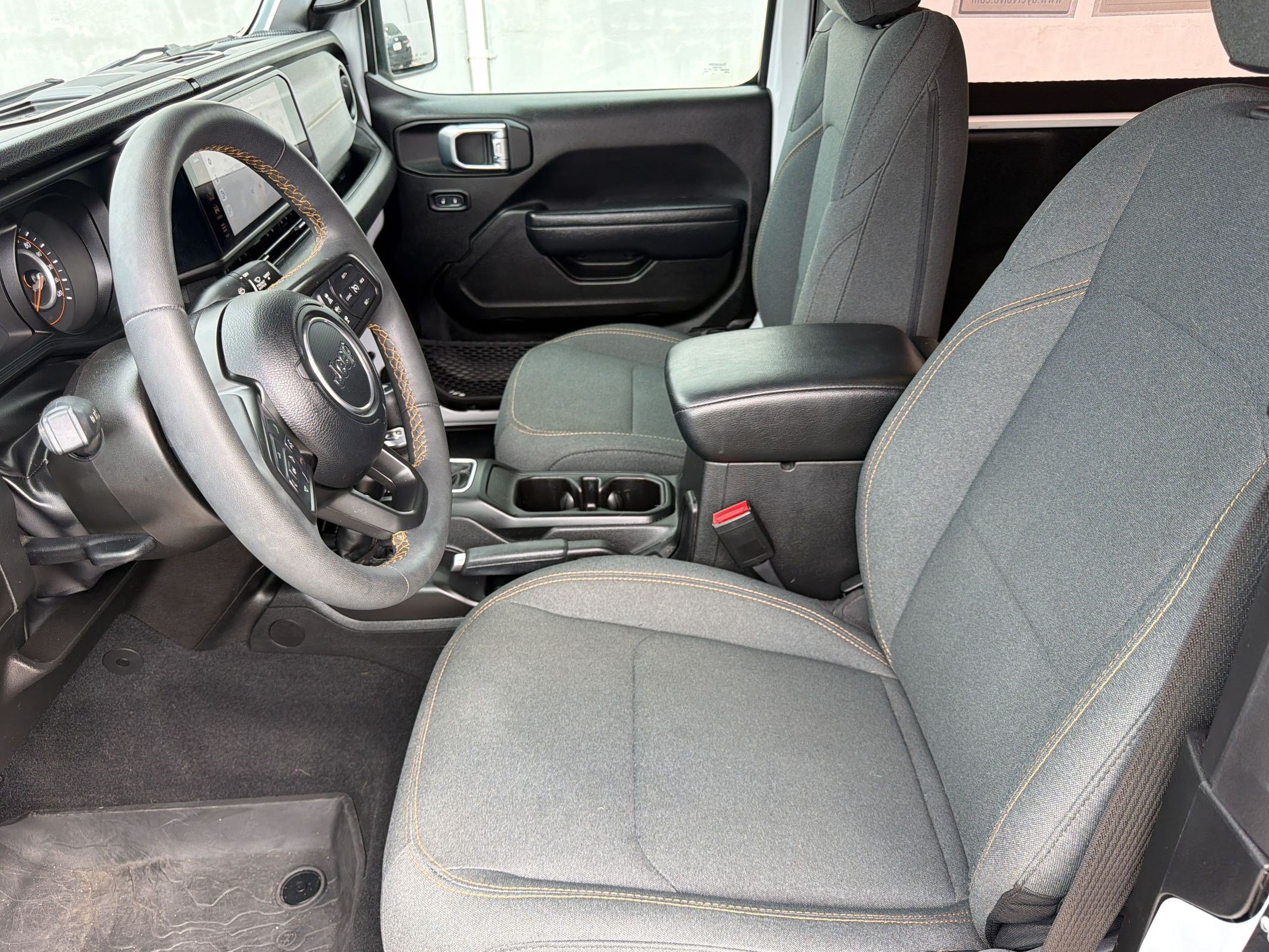 Used 2024 Jeep Wrangler Sport AWD/4WD image 5