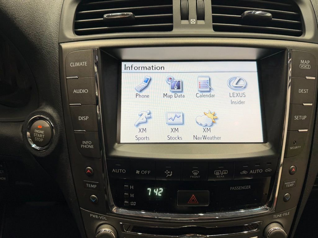 Used 2012 Lexus IS 350C w/ Luxury Pkg RWD image 44