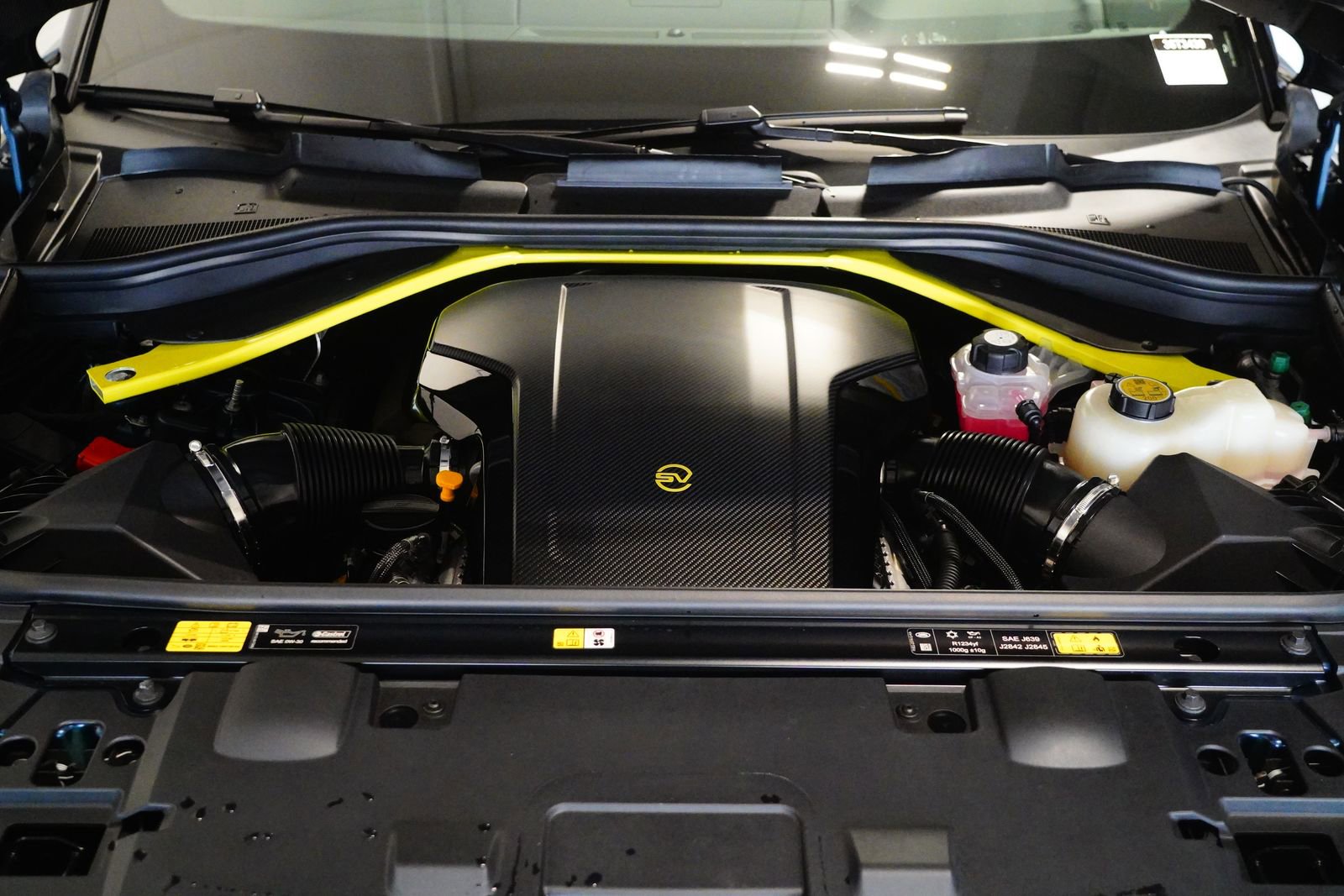 Used 2025 Land Rover Range Rover Sport SV Edition Two image 32