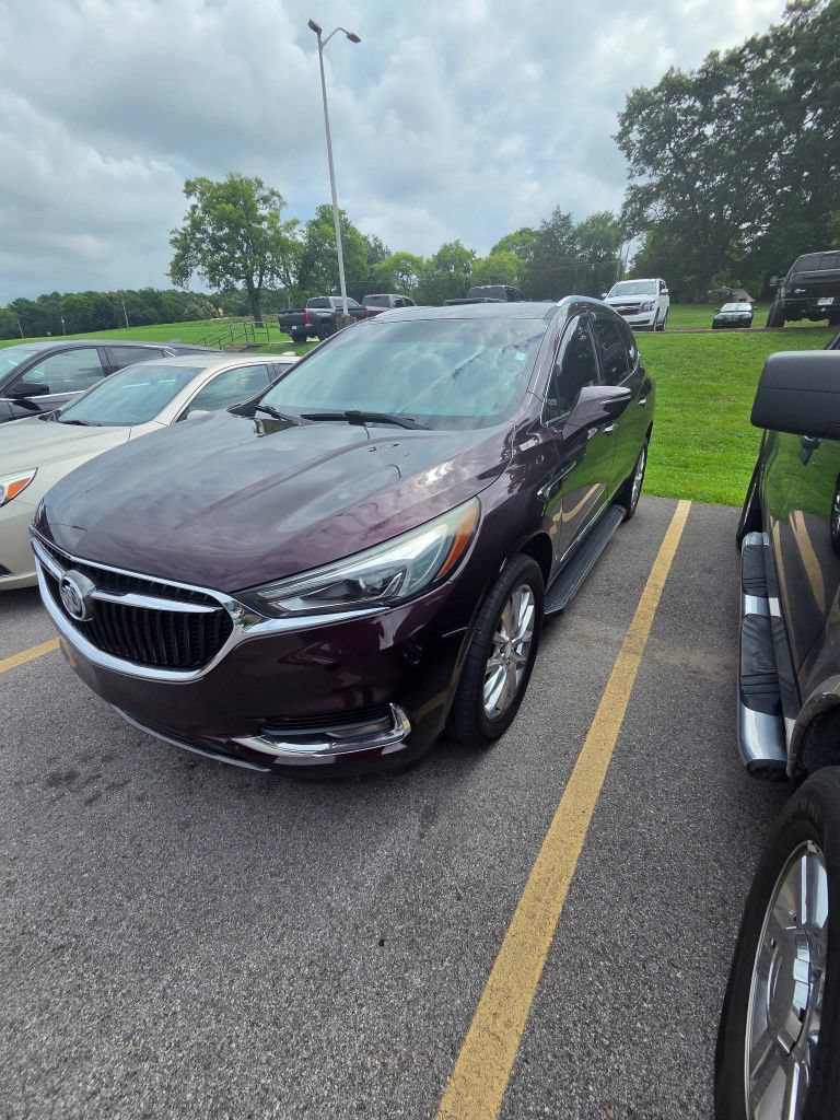 Used 2019 Buick Enclave Essence FWD image 1