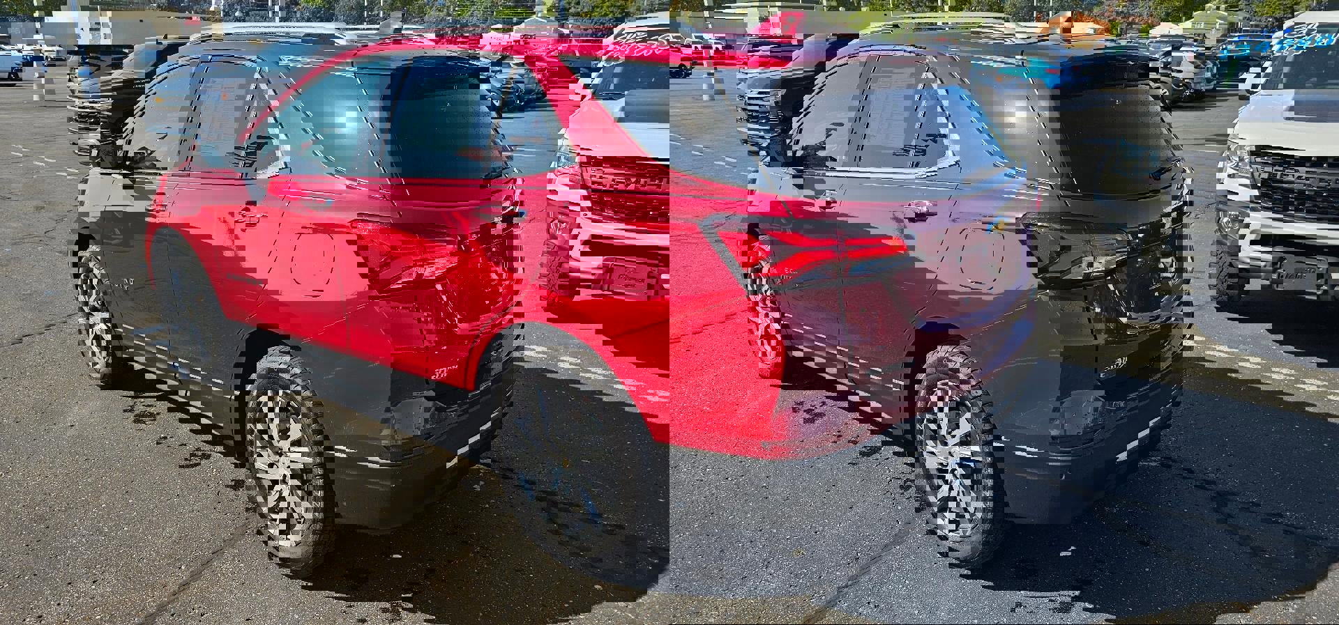 Certified 2024 Chevrolet Equinox Premier w/ LPO, Floor Liner Package image 5