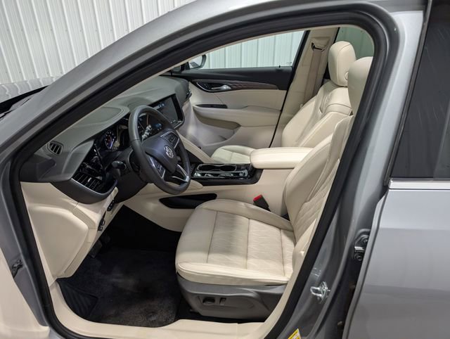 Used 2023 Buick Envision Avenir AWD/4WD image 17