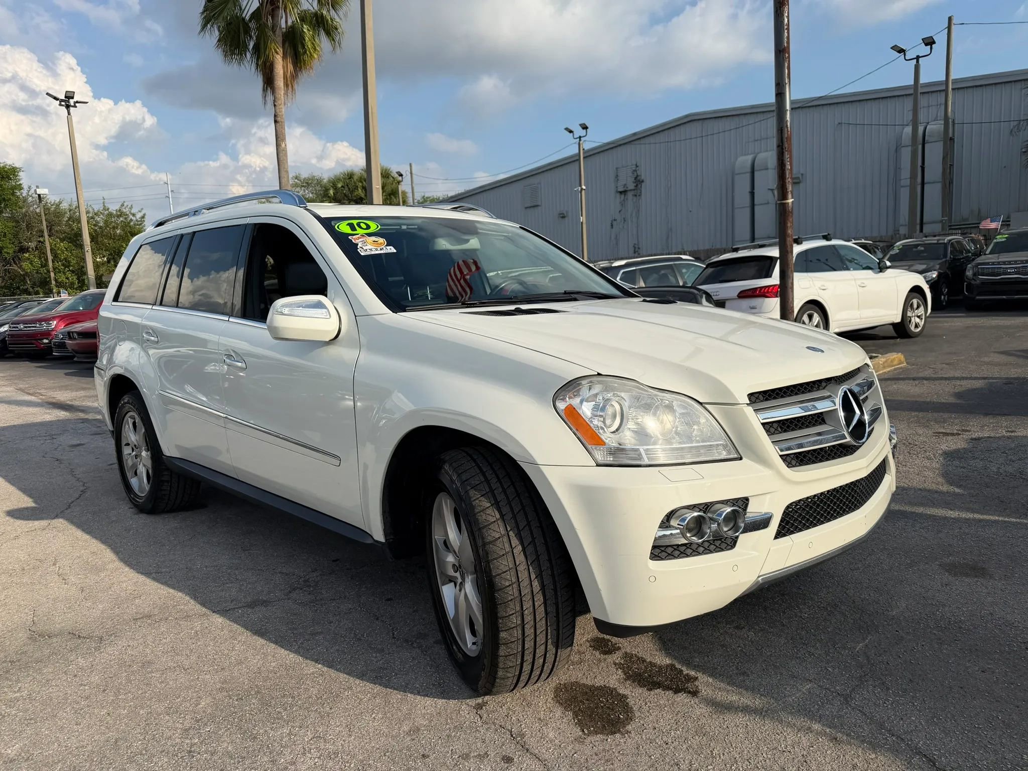 Used 2010 Mercedes-Benz GL 450 4MATIC image 3