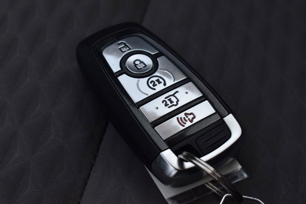 Used 2022 Ford Escape SE w/ Convenience Package image 14