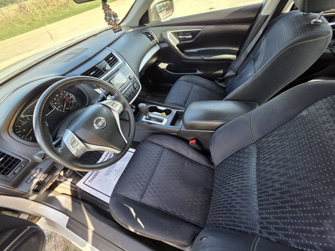 Used 2016 Nissan Altima 2.5 S w/ Power Driver Seat Package FWD image 3