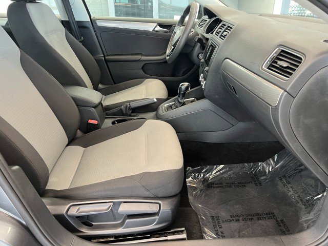 Used 2017 Volkswagen Jetta S FWD image 13