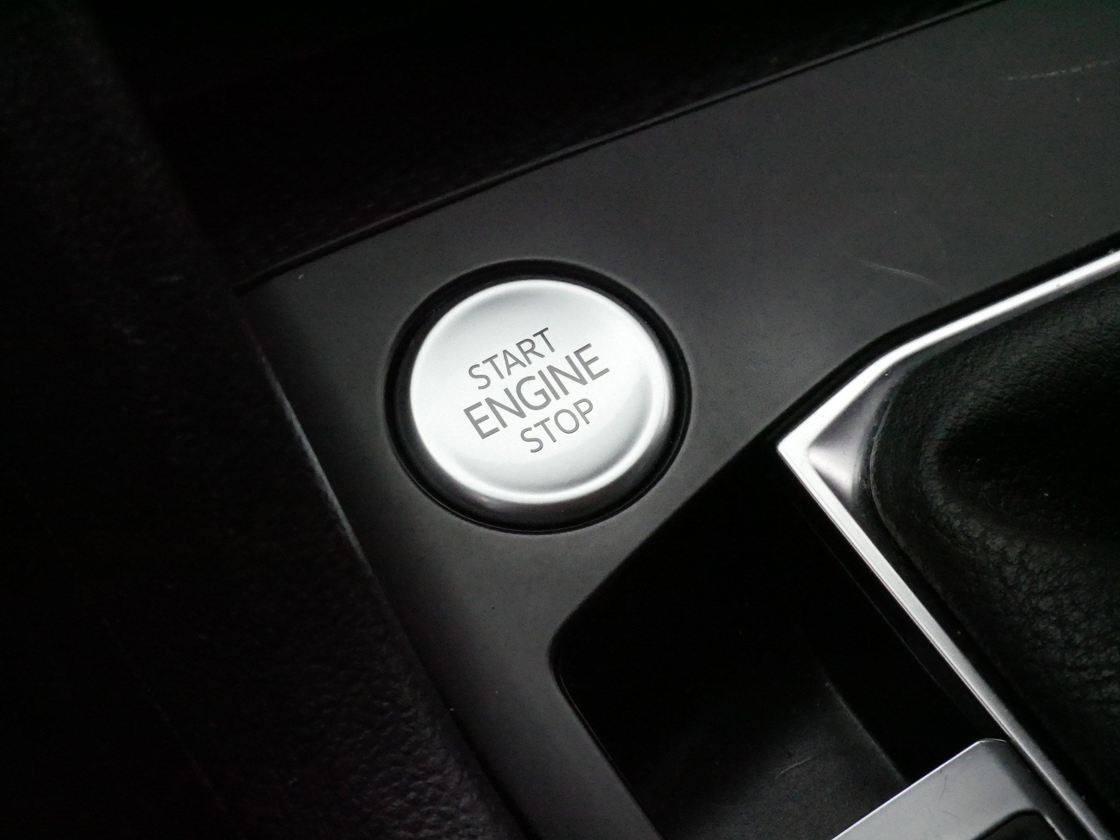 Used 2022 Volkswagen Taos SE image 29