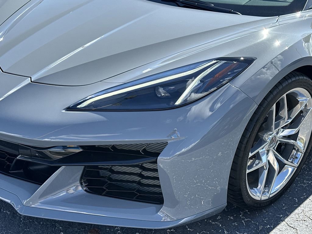 Used 2025 Chevrolet Corvette Z06 w/ Stealth Interior Trim Package image 9