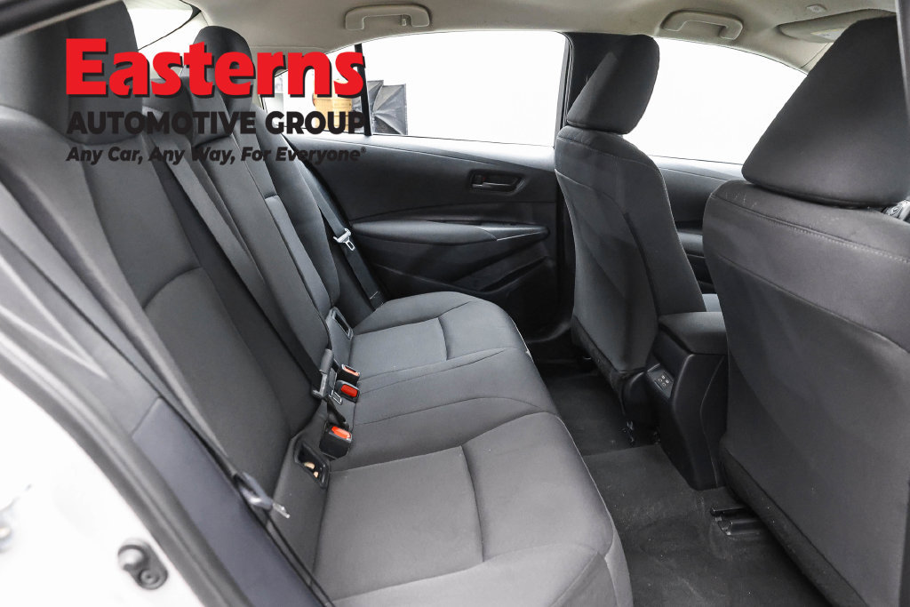 Used 2025 Toyota Corolla LE FWD image 23