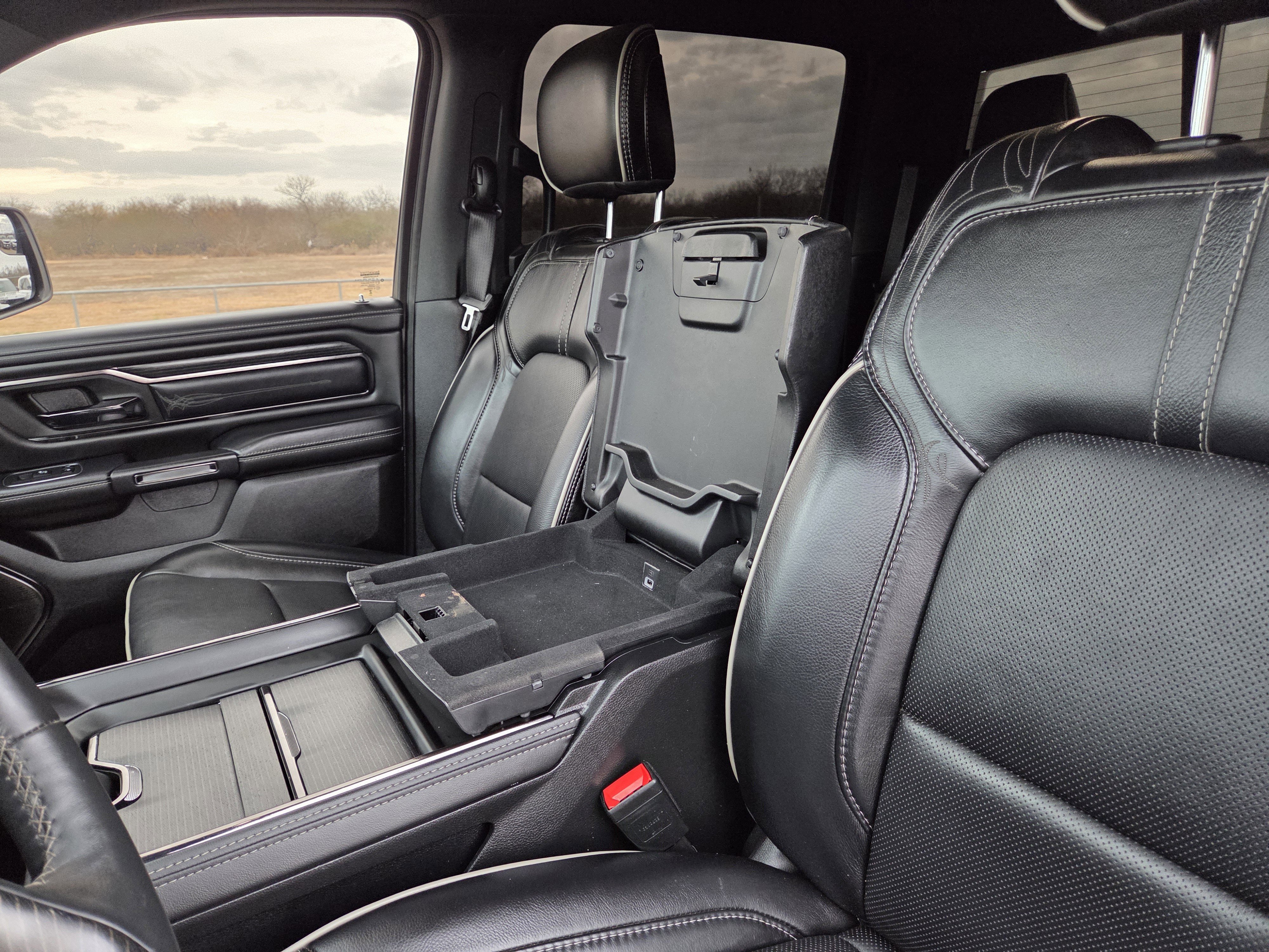 Used 2024 RAM 1500 Limited image 29