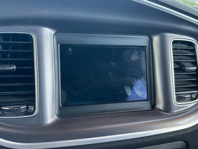 Used 2022 Dodge Charger SXT image 8