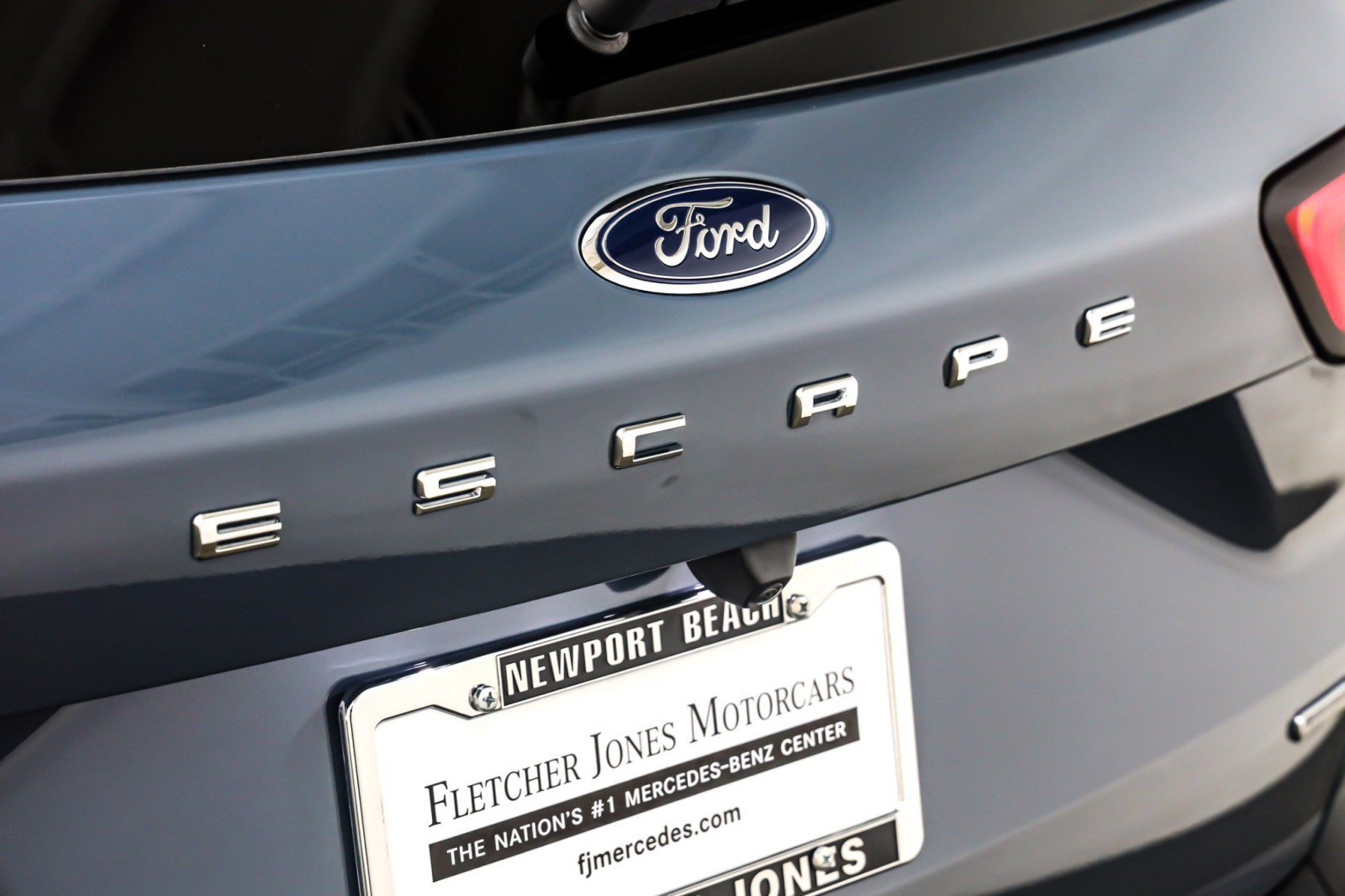 Used 2025 Ford Escape SE w/ Class II Trailer Tow Package image 9