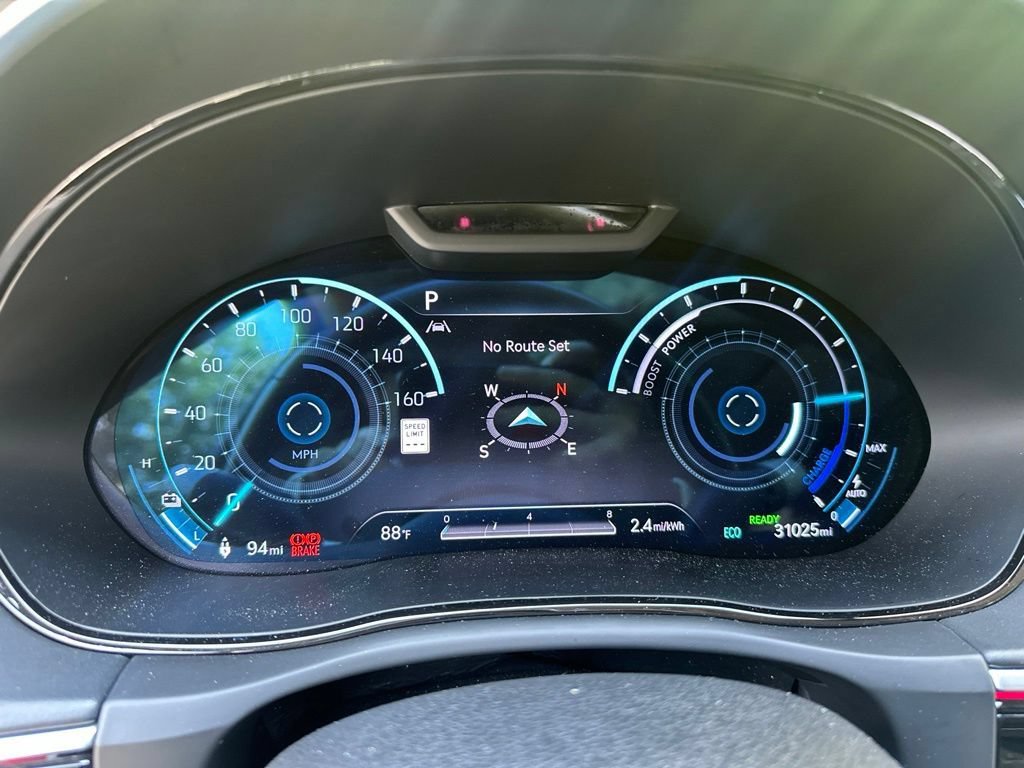 Used 2023 Genesis Electrified GV70 w/ Prestige Package AWD/4WD image 16