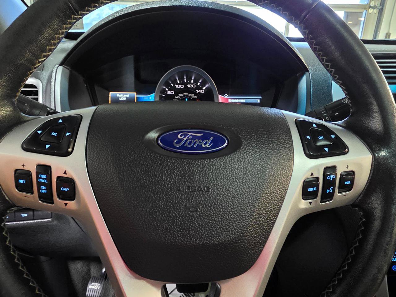 Used 2015 Ford Explorer Sport w/ Equipment Group 401A AWD/4WD image 31