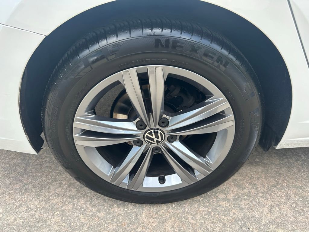 Used 2023 Volkswagen Jetta SE image 26