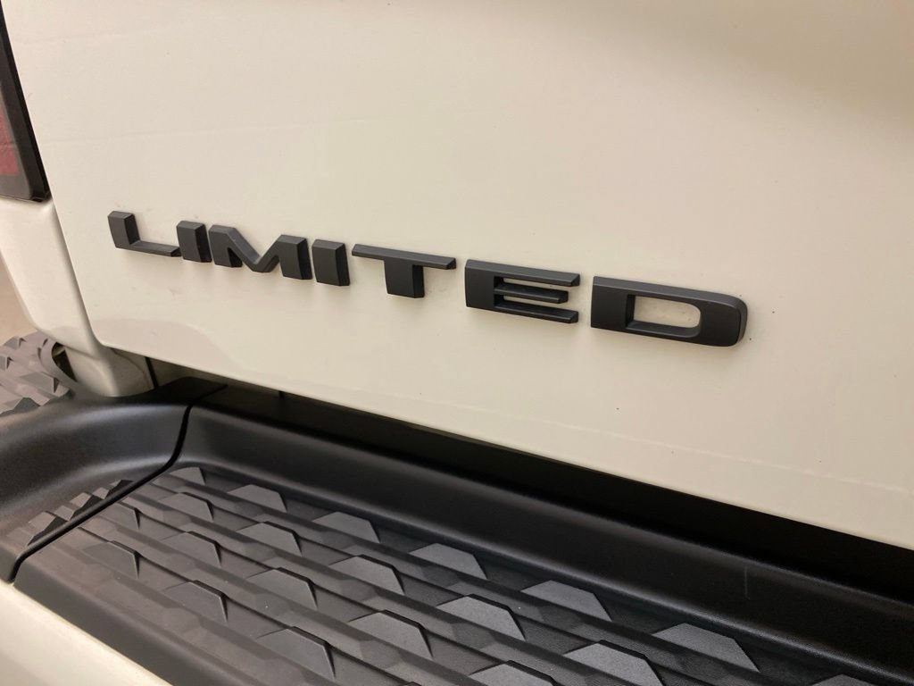 Used 2022 RAM 3500 Limited AWD/4WD image 16