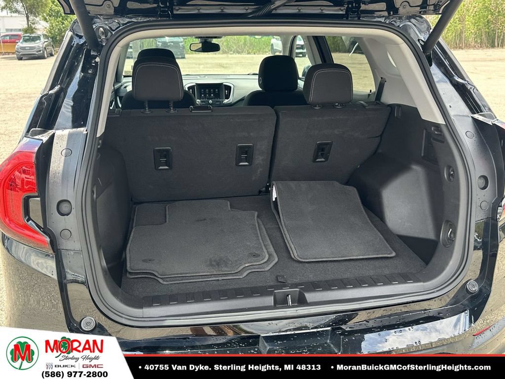 Certified 2023 GMC Terrain SLE w/ Driver Convenience Package FWD image 10