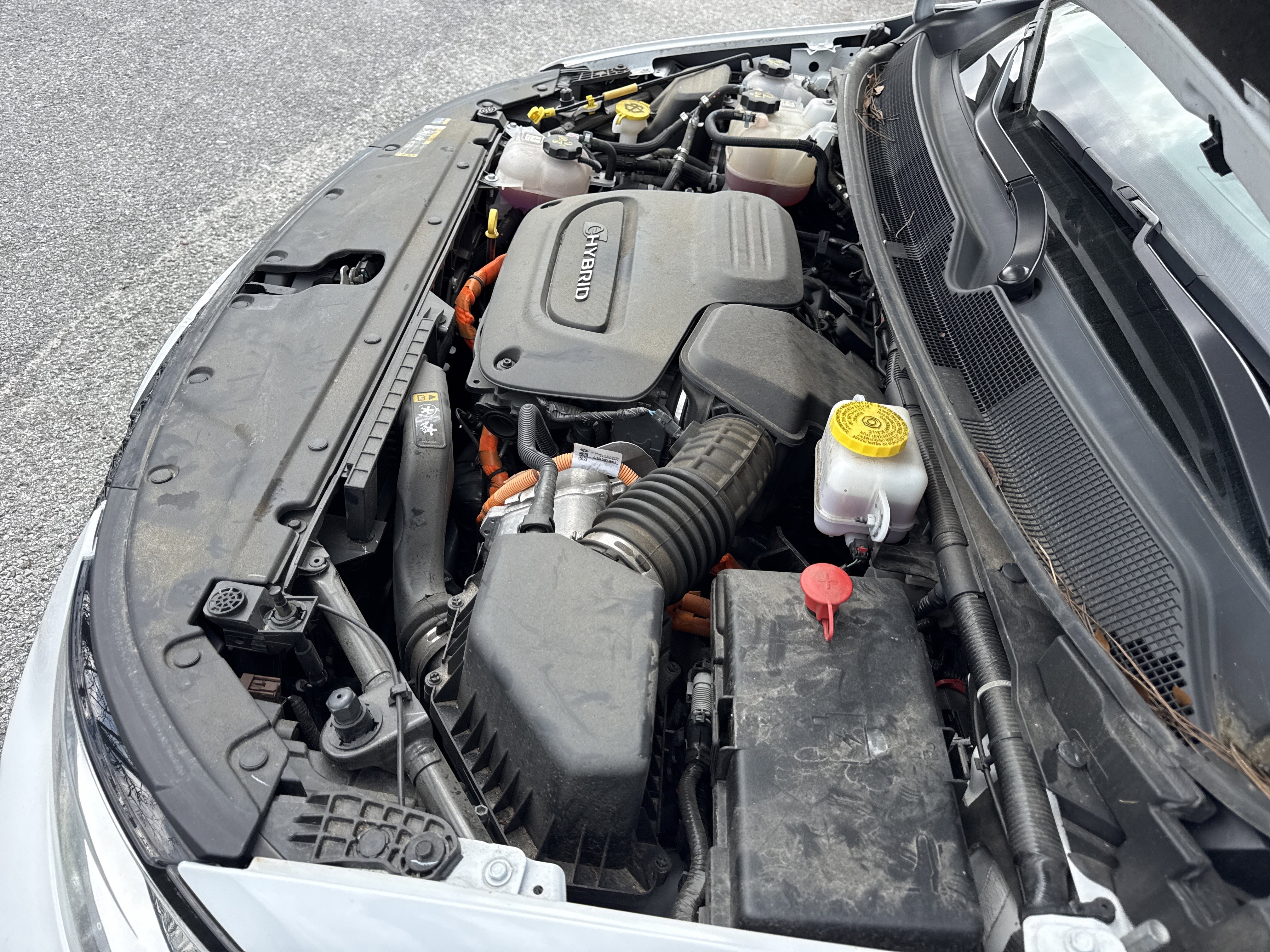 Used 2024 Chrysler Pacifica Select image 41