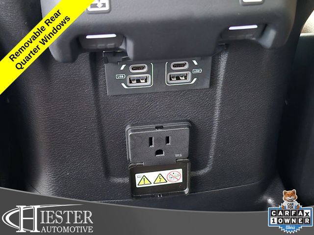 Used 2022 Jeep Wrangler Unlimited Rubicon w/ Cold Weather Group AWD/4WD image 28