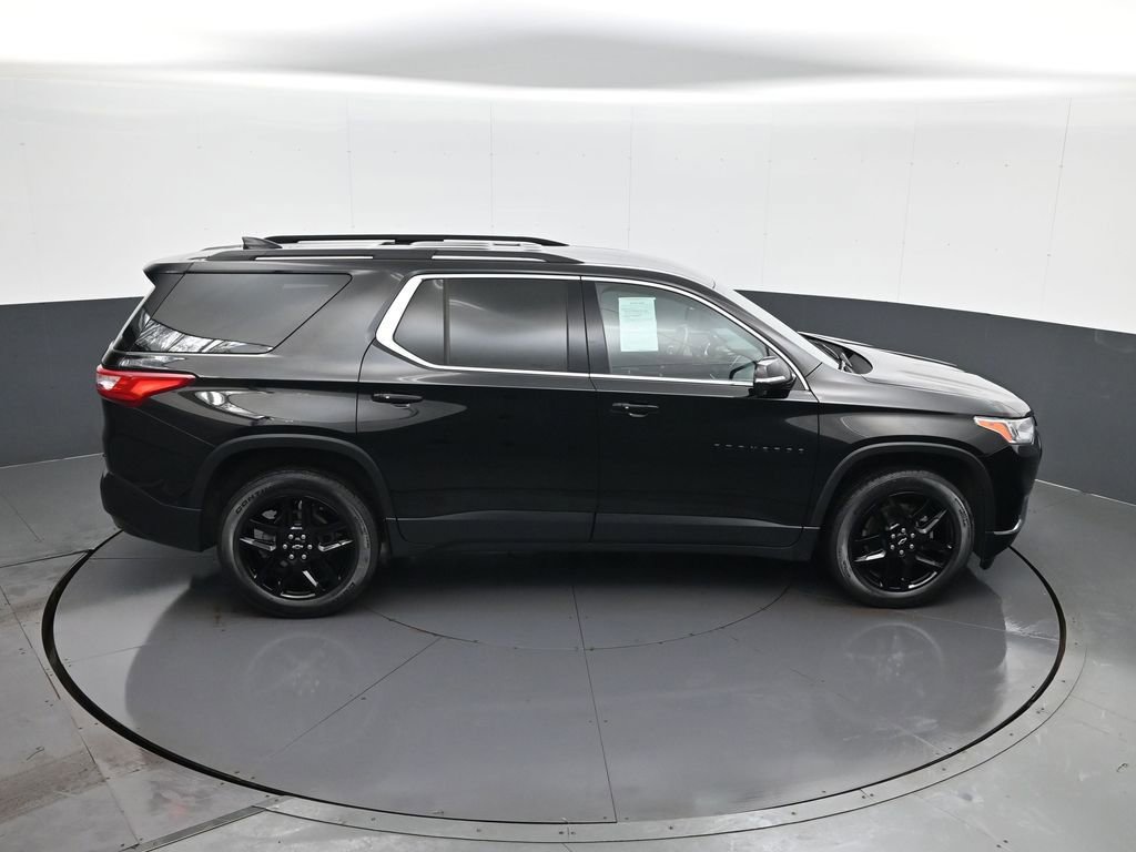 Used 2019 Chevrolet Traverse LT image 17