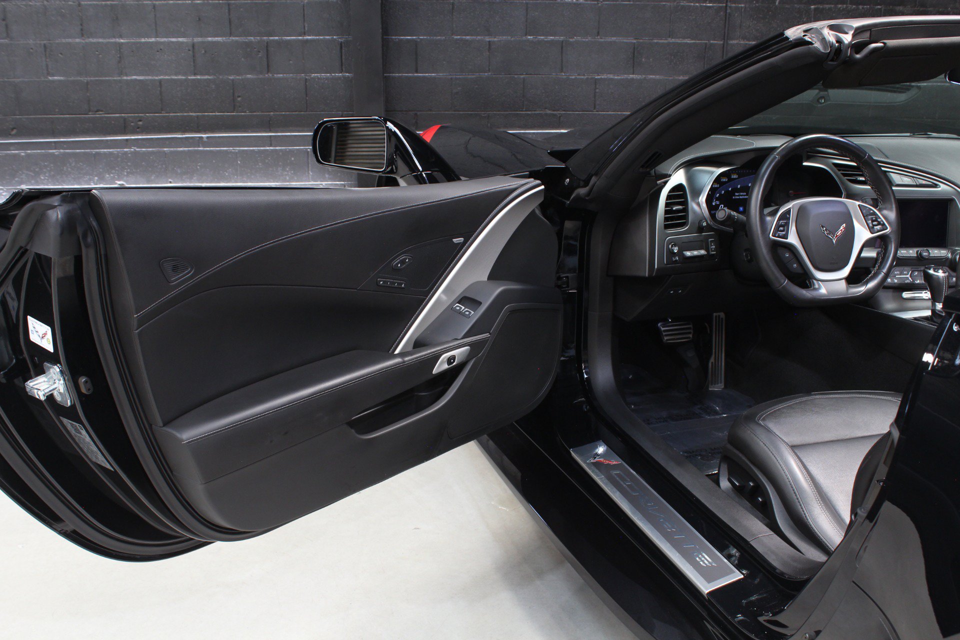 Used 2019 Chevrolet Corvette Grand Sport RWD image 41