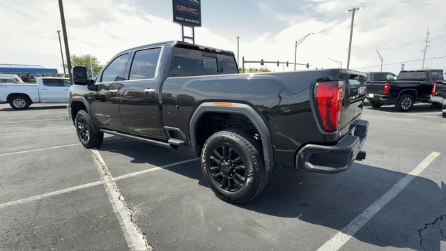 Used 2022 GMC Sierra 3500 Denali w/ Denali Black Diamond Edition AWD/4WD image 6