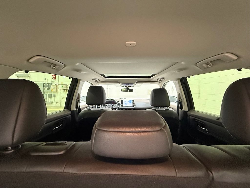 Used 2023 Nissan Rogue SL w/ SL Premium Package AWD/4WD image 44