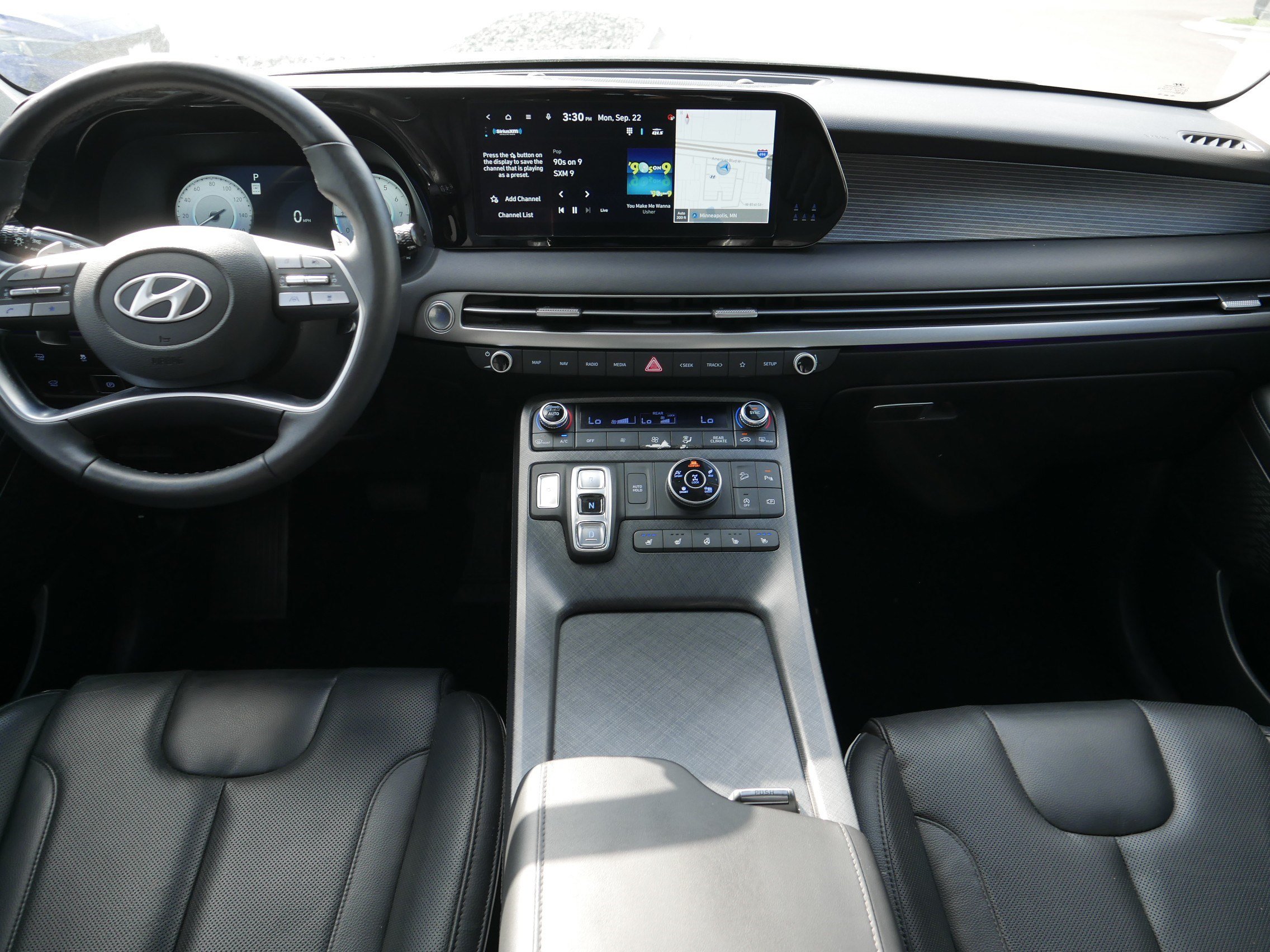 Certified 2024 Hyundai Palisade Limited AWD/4WD image 10