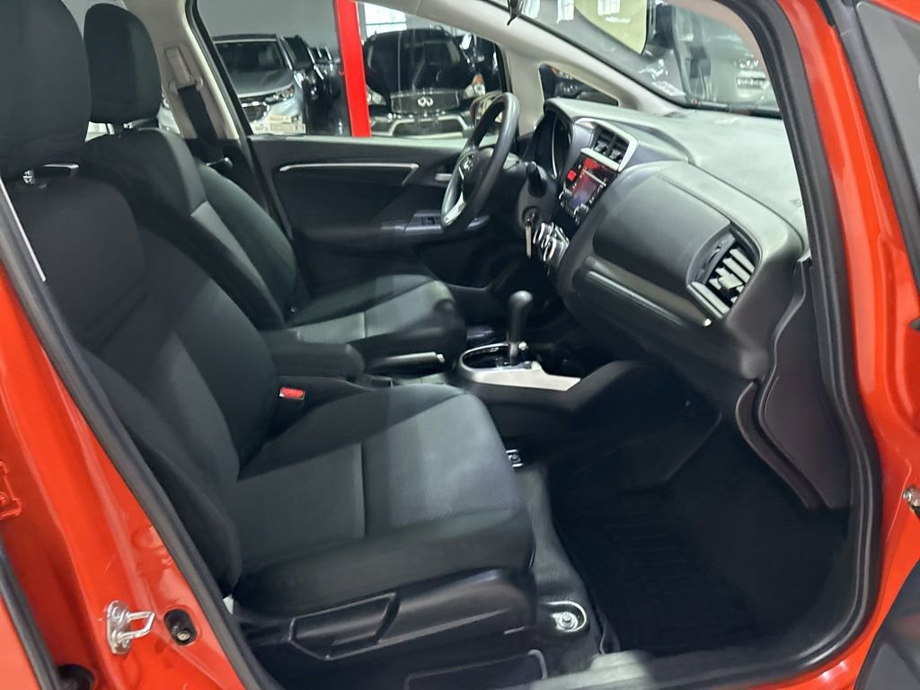 Used 2018 Honda Fit LX image 33