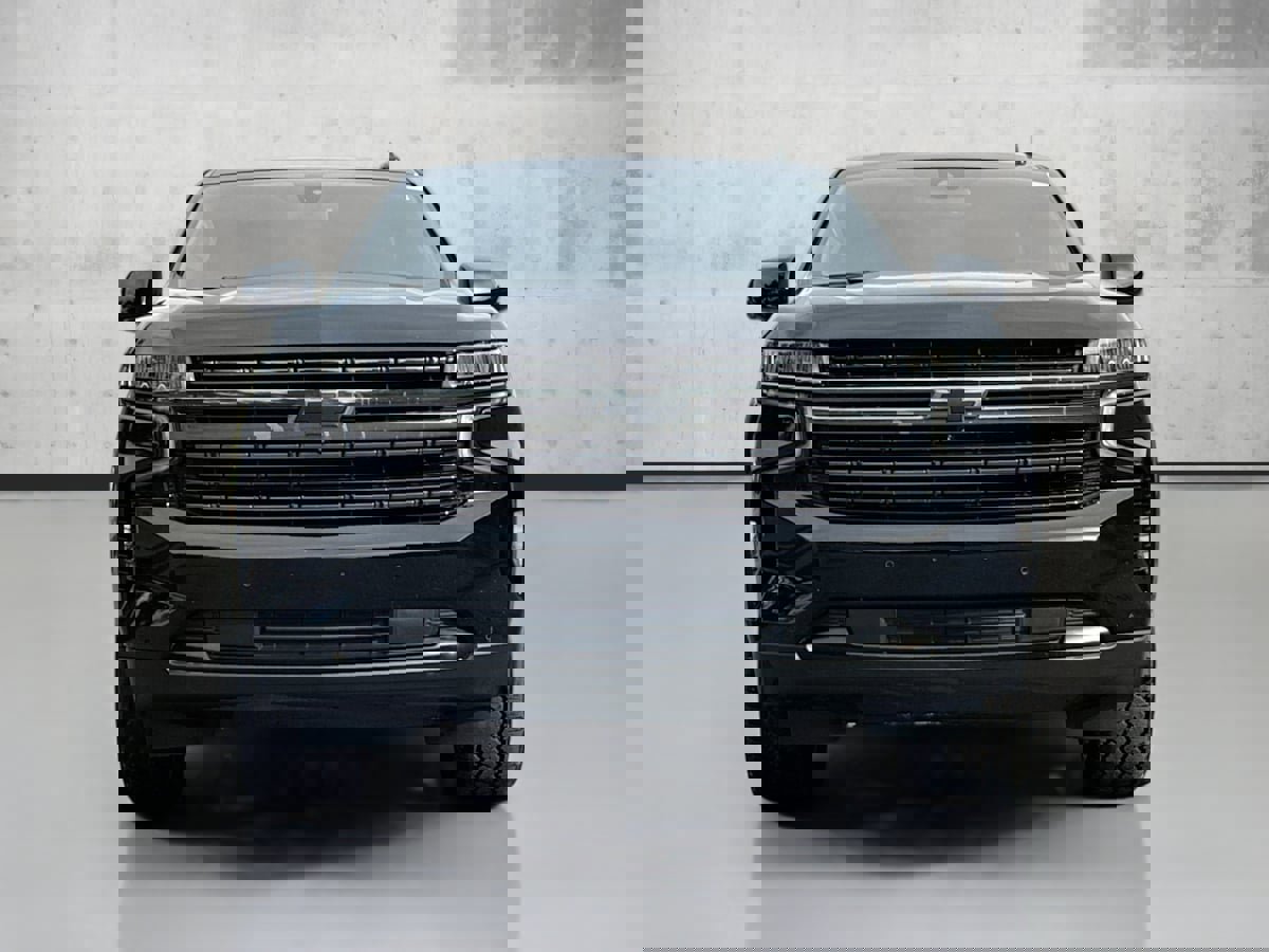 Used 2022 Chevrolet Tahoe RST w/ Sport Performance Package image 2