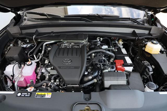 New 2026 Toyota Grand Highlander XLE image 10
