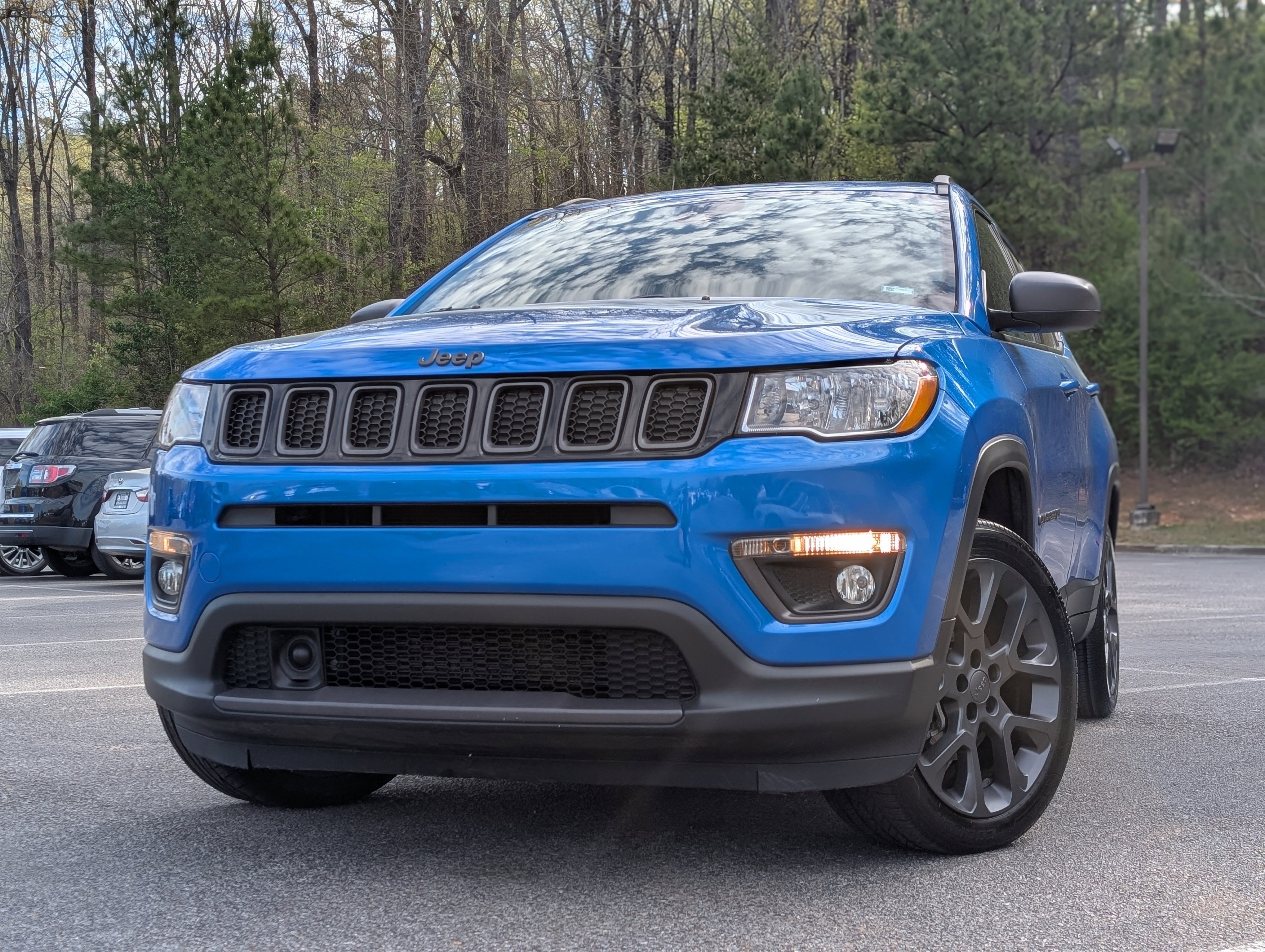 Used 2021 Jeep Compass Latitude w/ Driver Assistance Group AWD/4WD image 4