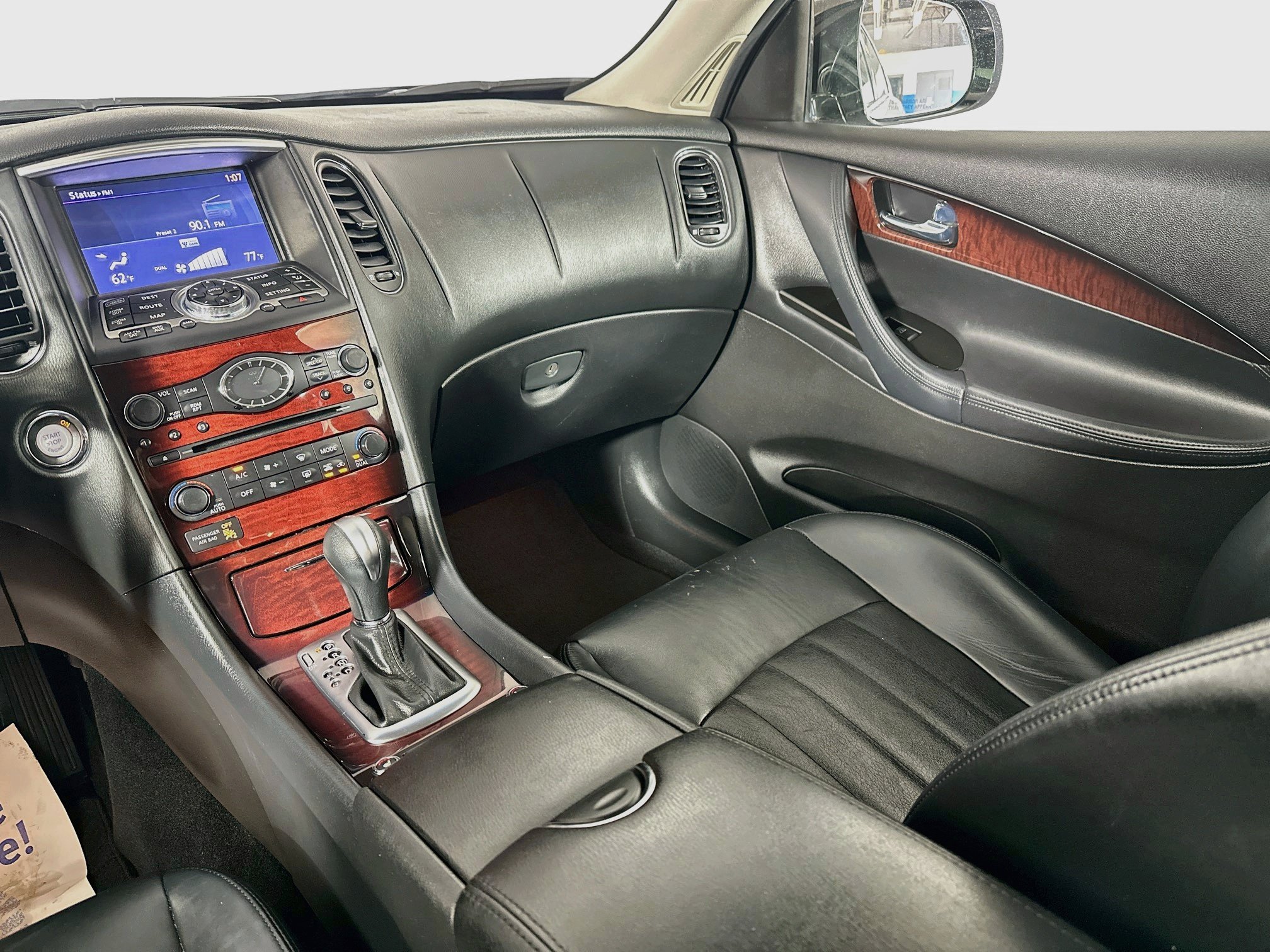 Used 2017 INFINITI QX50 AWD w/ Premium Plus Package image 24