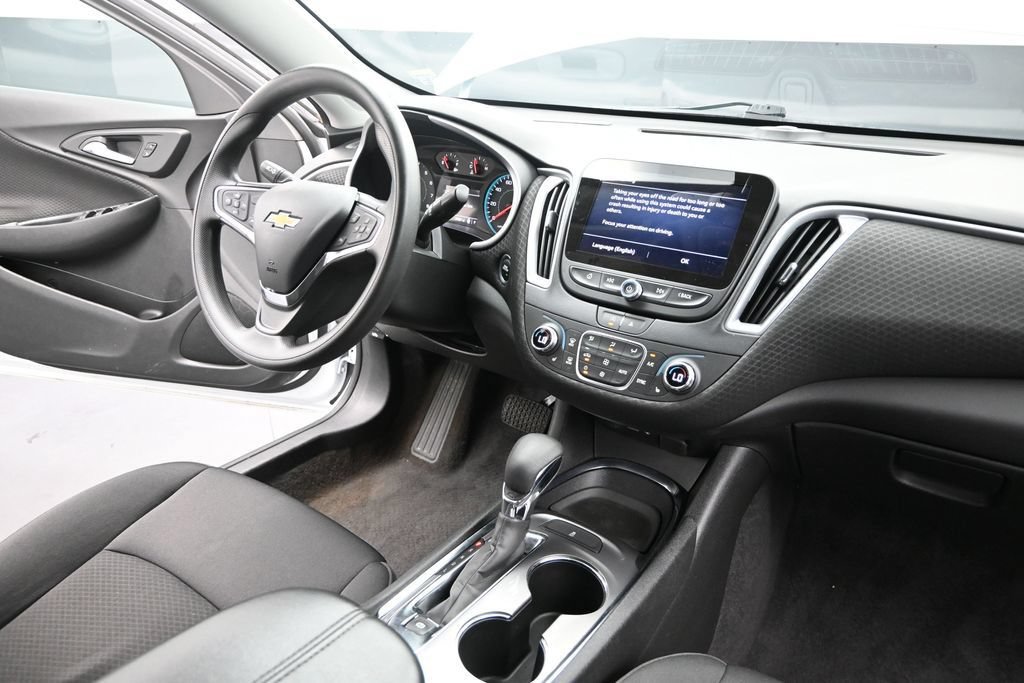 Used 2023 Chevrolet Malibu LT FWD image 29