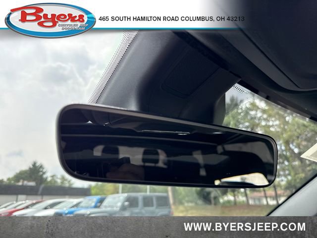 New 2025 Jeep Grand Cherokee L Altitude image 26