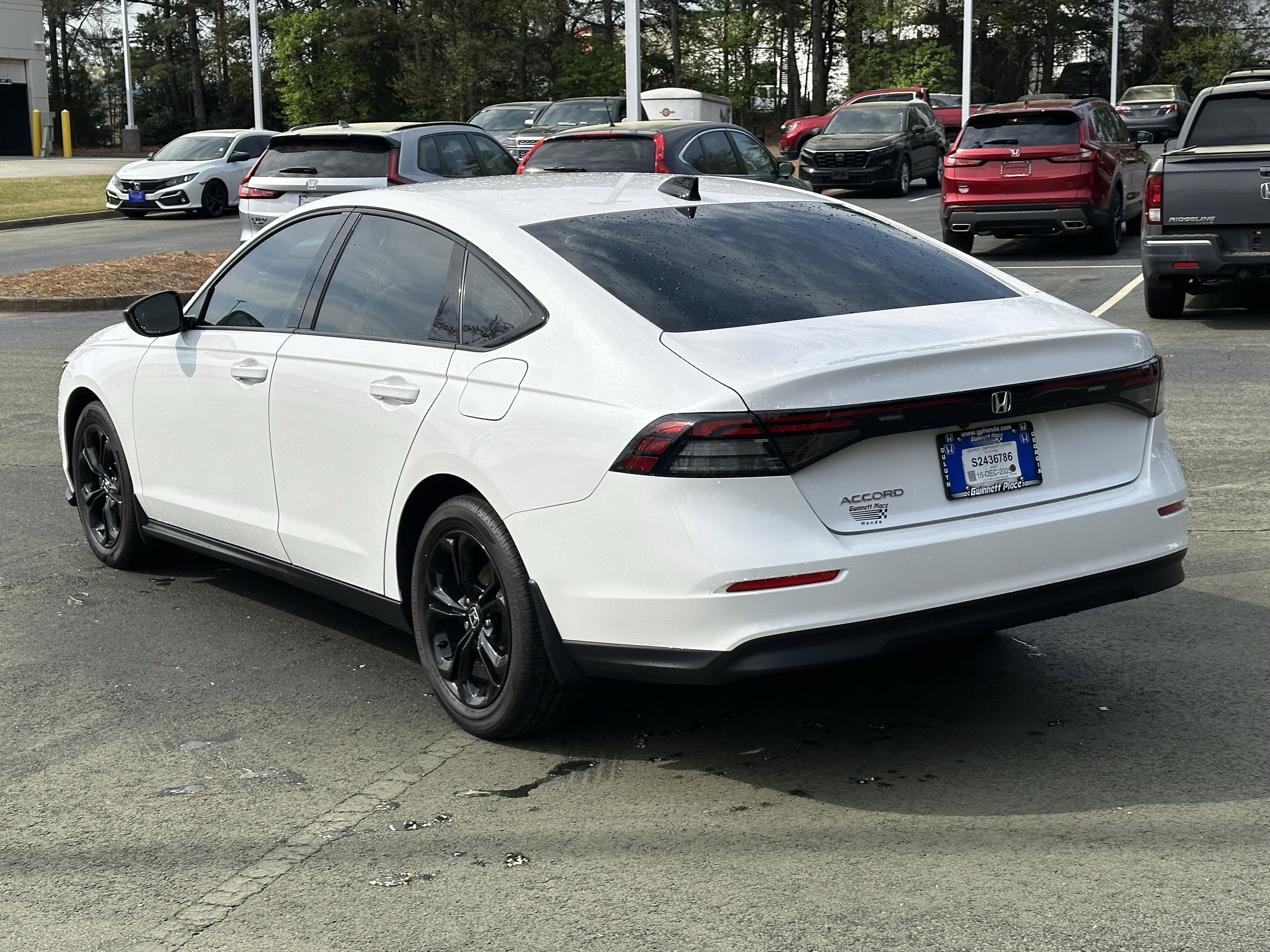 Used 2025 Honda Accord SE image 11