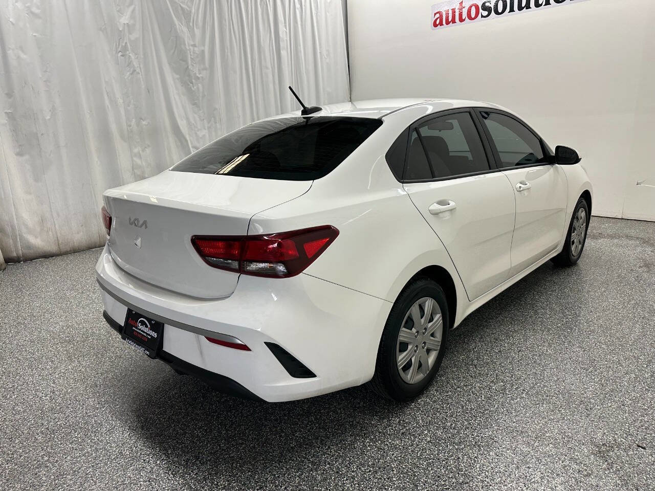 Used 2022 Kia Rio LX image 7