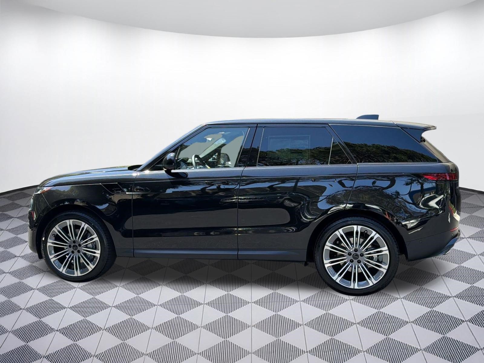 New 2026 Land Rover Range Rover Sport SE AWD/4WD image 2