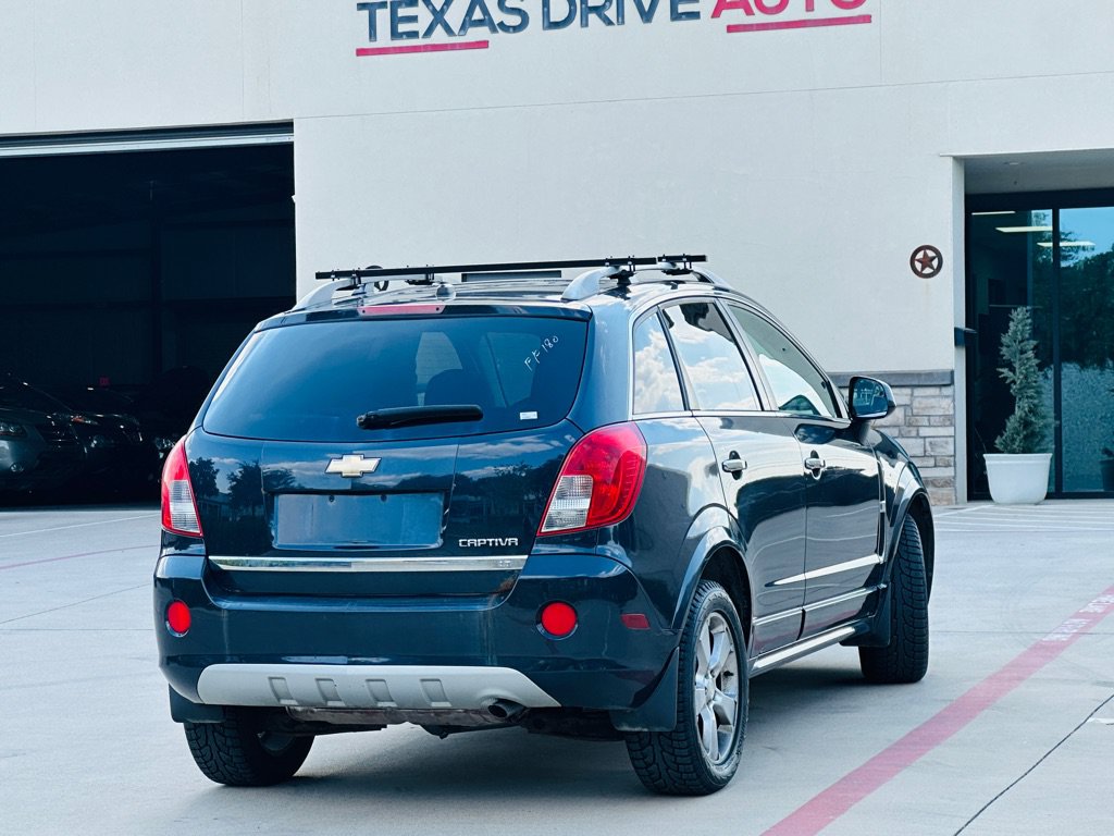 Used 2015 Chevrolet Captiva Sport LT w/ Convenience Package FWD image 10