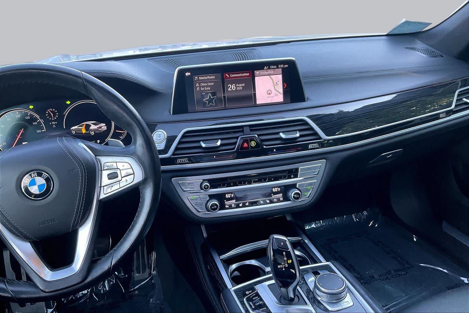 Used 2019 BMW 750i xDrive w/ M Sport Package AWD/4WD image 6