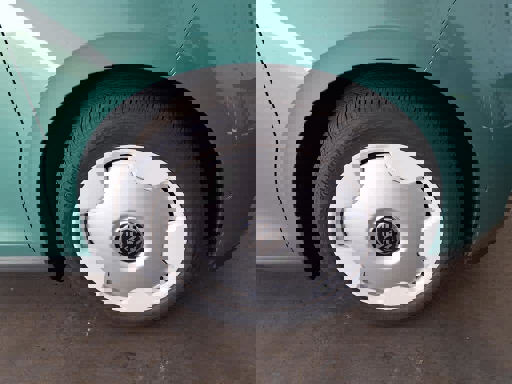 New 2025 Volkswagen ID. Buzz 1st Edition image 3