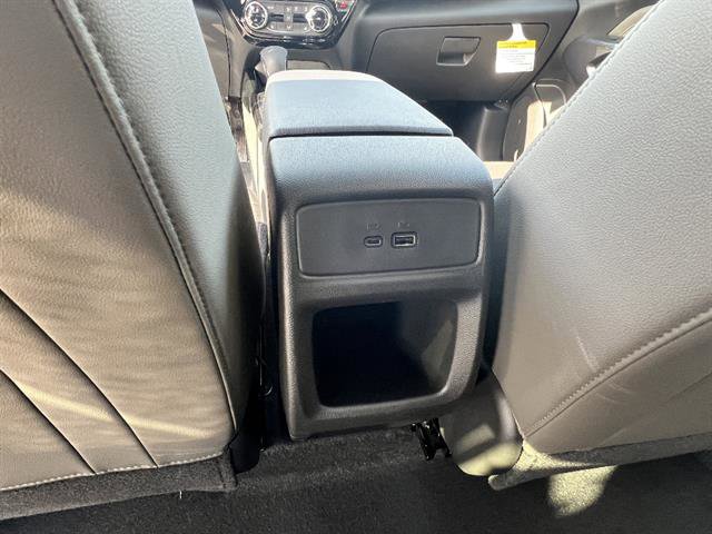 New 2026 Chevrolet Trax ACTIV w/ Sunroof Package FWD image 16