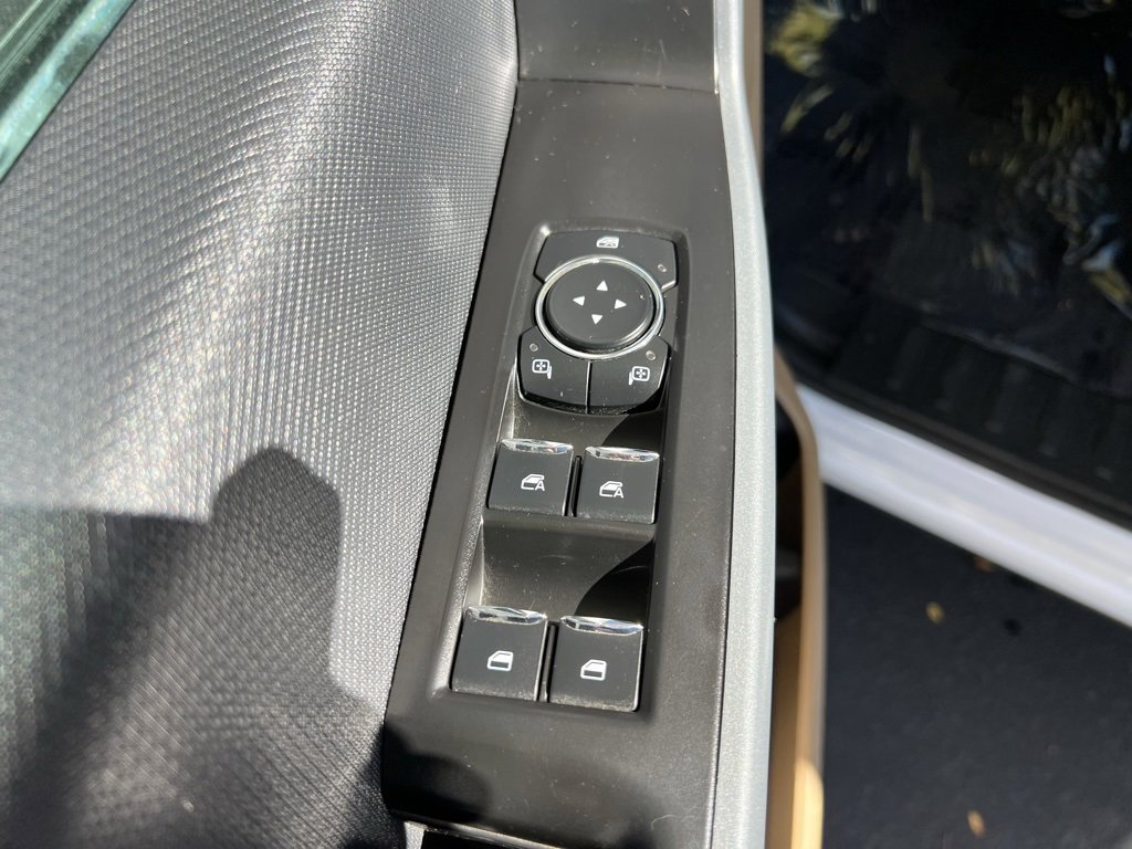 Used 2023 Ford F150 XLT image 14