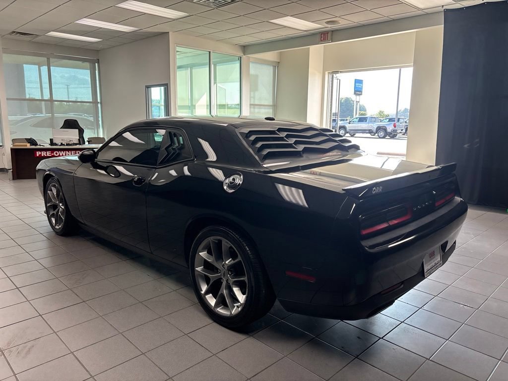 Used 2022 Dodge Challenger GT RWD image 5