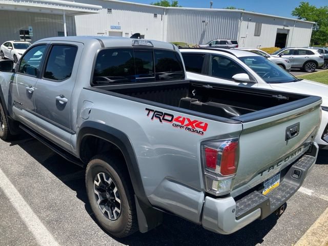 Used 2021 Toyota Tacoma TRD Off-Road w/ TRD Premium Off Road Package AWD/4WD image 6