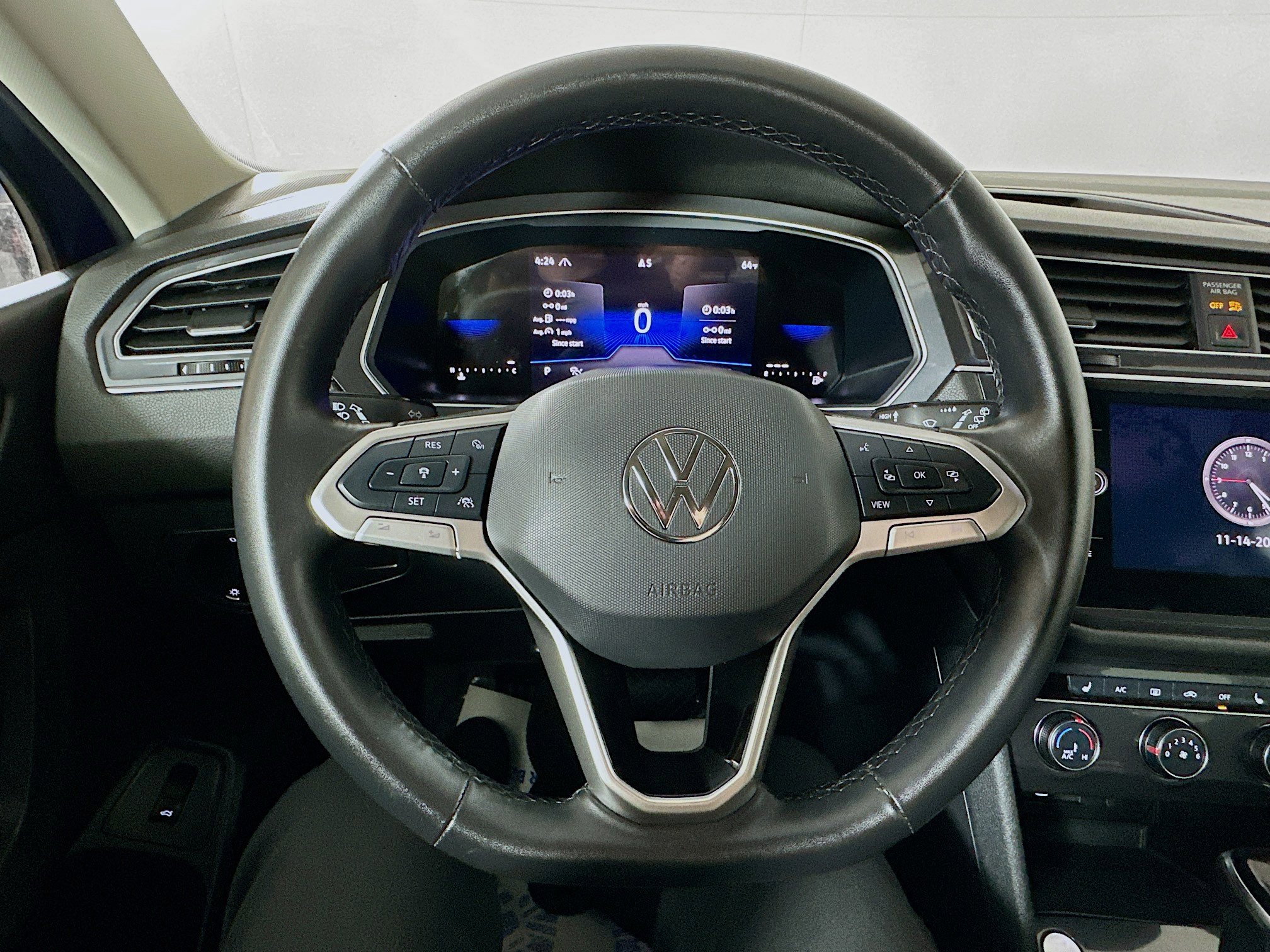 Used 2024 Volkswagen Tiguan Wolfsburg Edition image 11