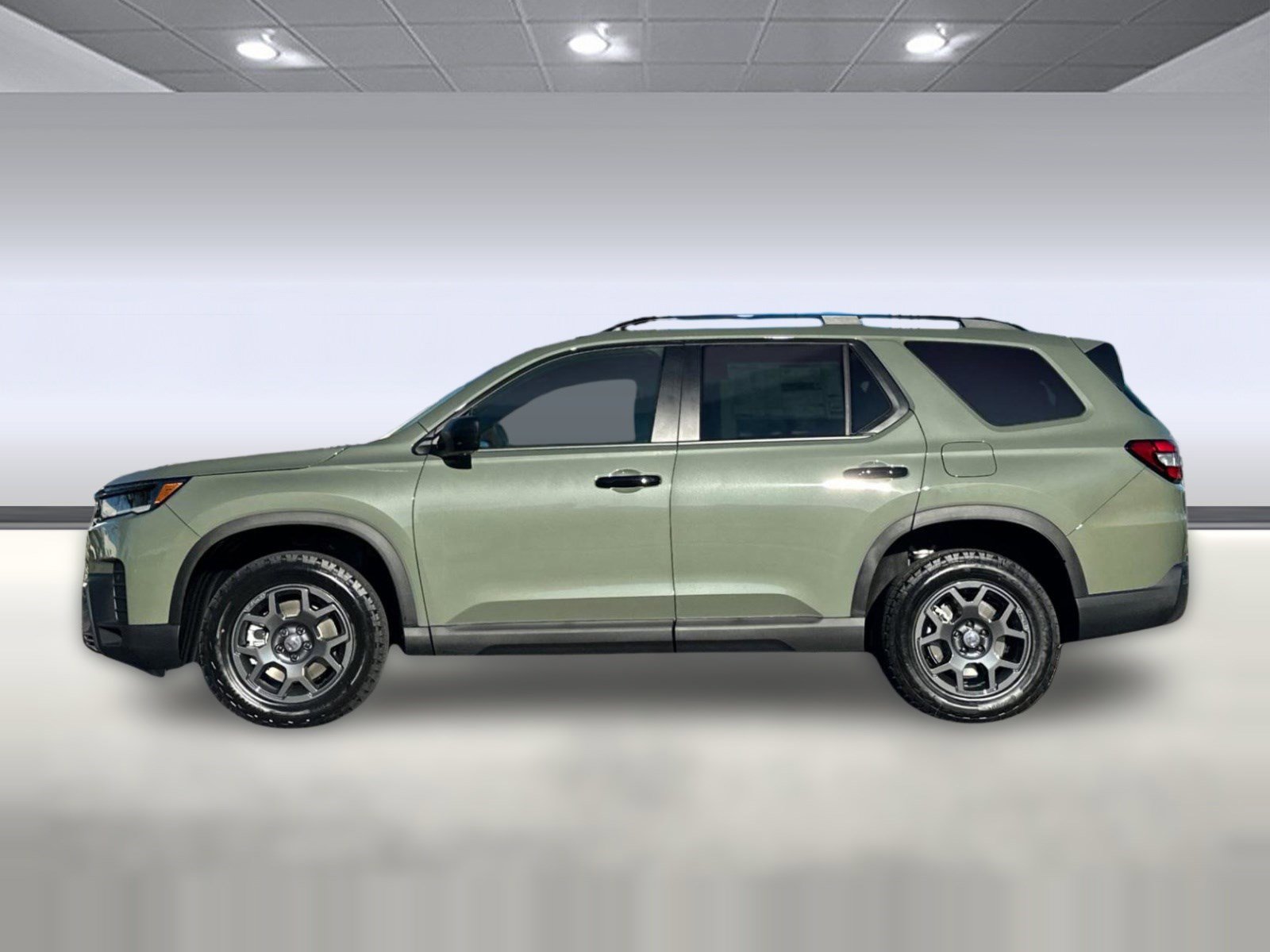 New 2026 Honda Pilot TrailSport image 2